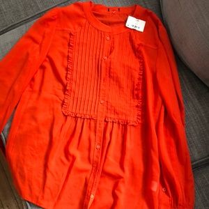 Ladies long sleeves top size medium